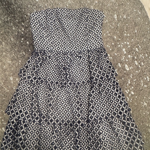 White House Black Market Strapless Navy and White Dress - Picture 3 of 6